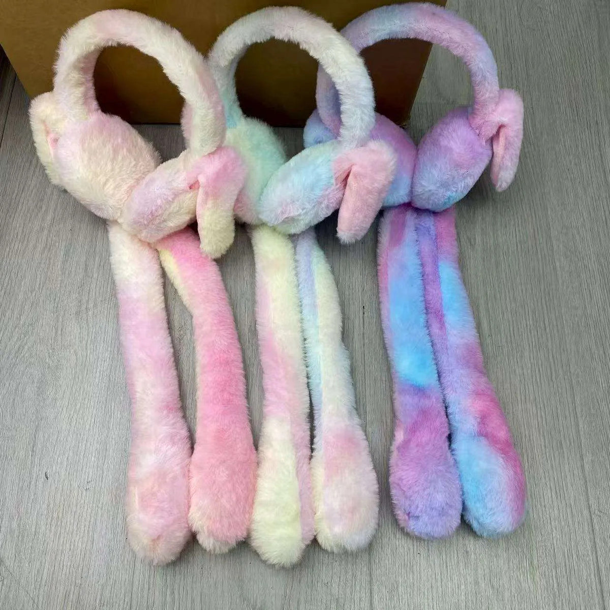 Cute Bunny Plush Ear Warmer Scarf – Squeeze-to-Move Rabbit Earmuffs (Winter Soft Fur)